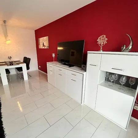 Aminas Ferienwohnung 3 Appartement *